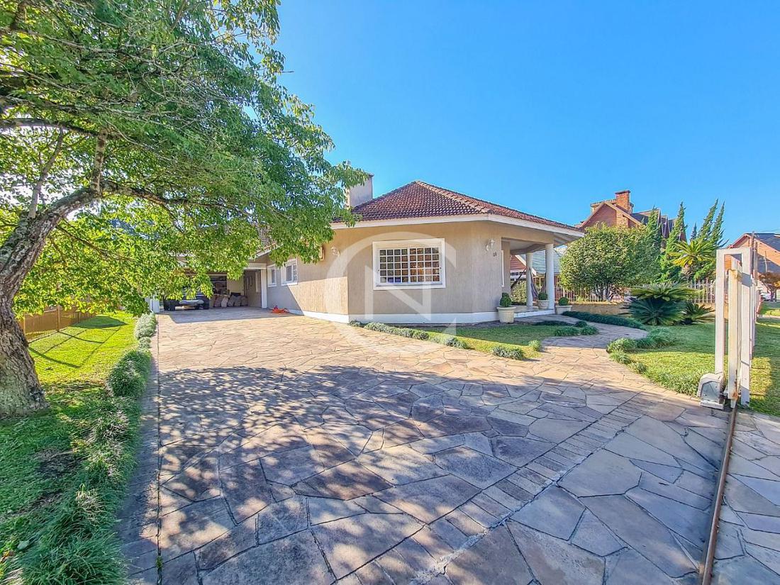 CASA COM 238 M² NO JARDIM BELA VISTA EM GRAMADO/RS | Jardim Bela Vista | Gramado