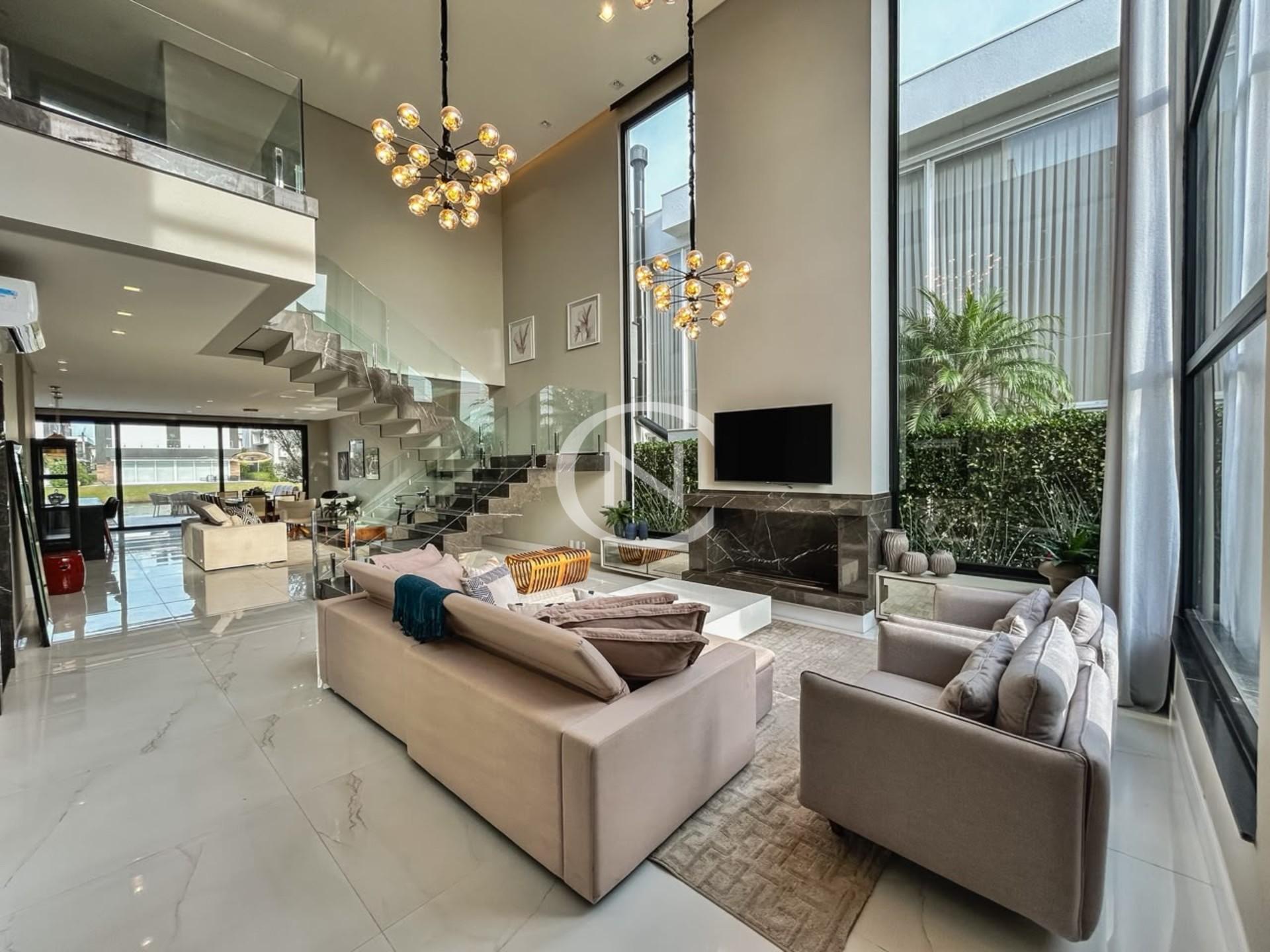 CASA COM 6 SUÍTES NO ENSEADA EM XANGRI-LÁ | Centro | Xangri-la
