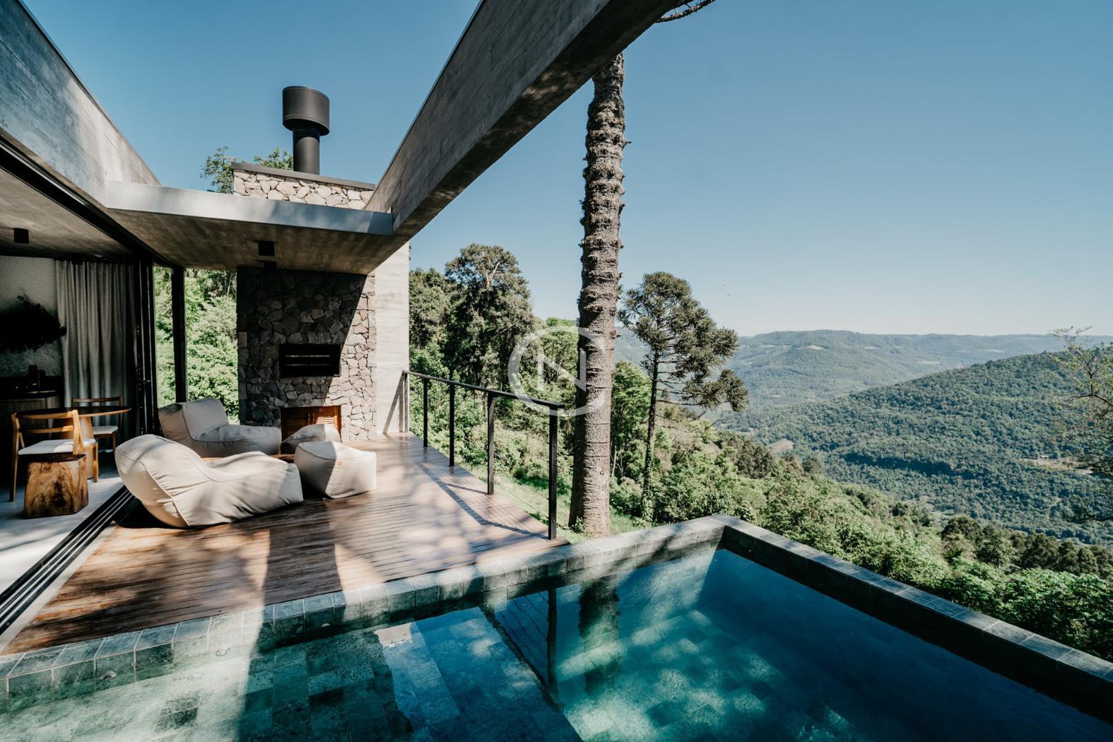 SITIO COM VISTA DESLUMBRANTE PARA O VALE | Nova Petropolis