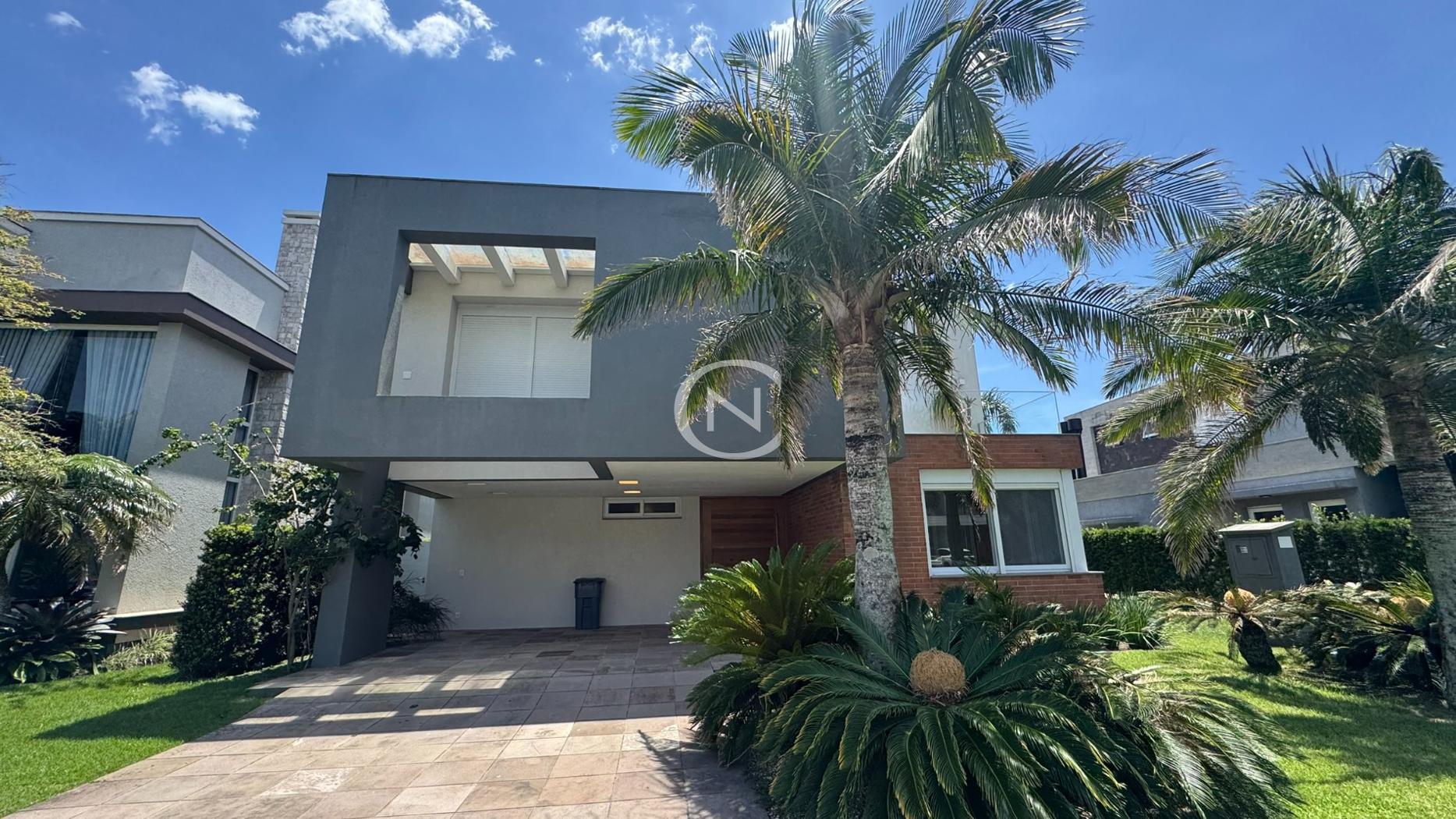 CASA COM 5 DORMITÓRIOS EM CONDOMINIO EM XANGRI-LÁ | Centro | Xangri-la