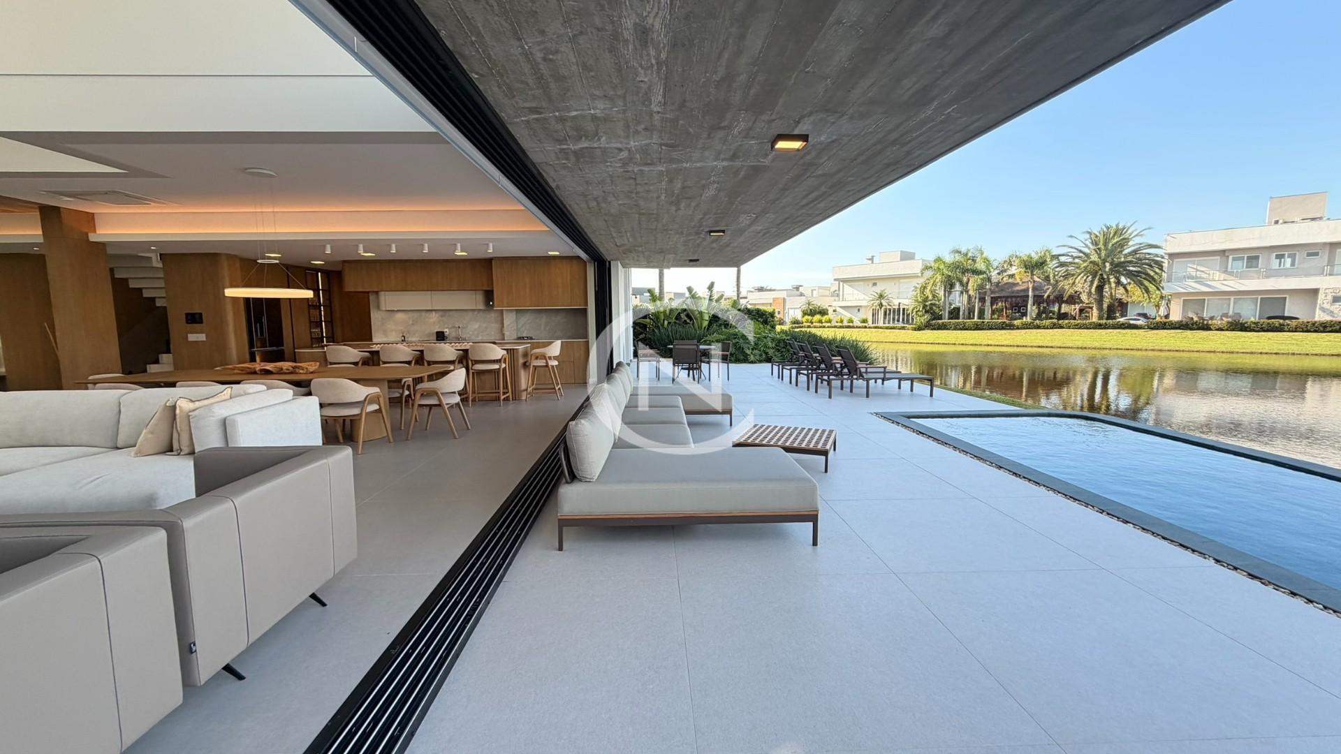 CASA NO ENSEADA LAGOS EM XANGRI-LÁ 5 SUÍTES  | Centro | Xangri-la