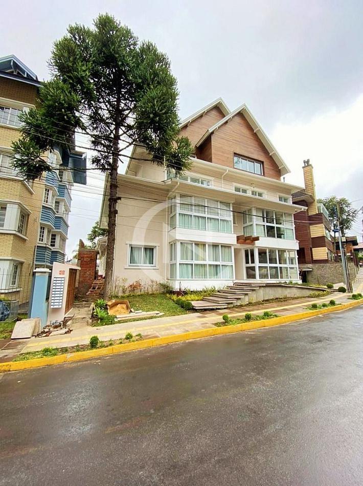 APARTAMENTO COM 150 M² NO CENTRO DE GRAMADO/RS | Centro  | Gramado