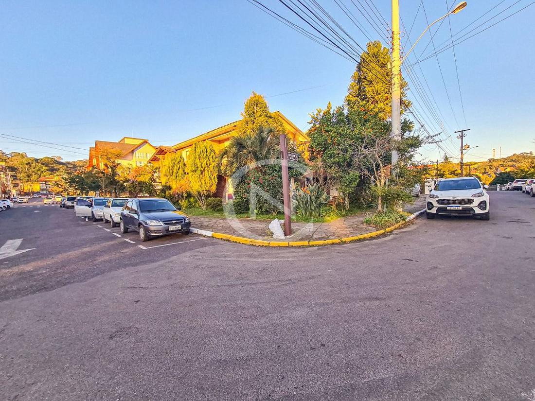 TERRENO COM 414 M² NO CENTRO DE GRAMADO/RS | Centro  | Gramado